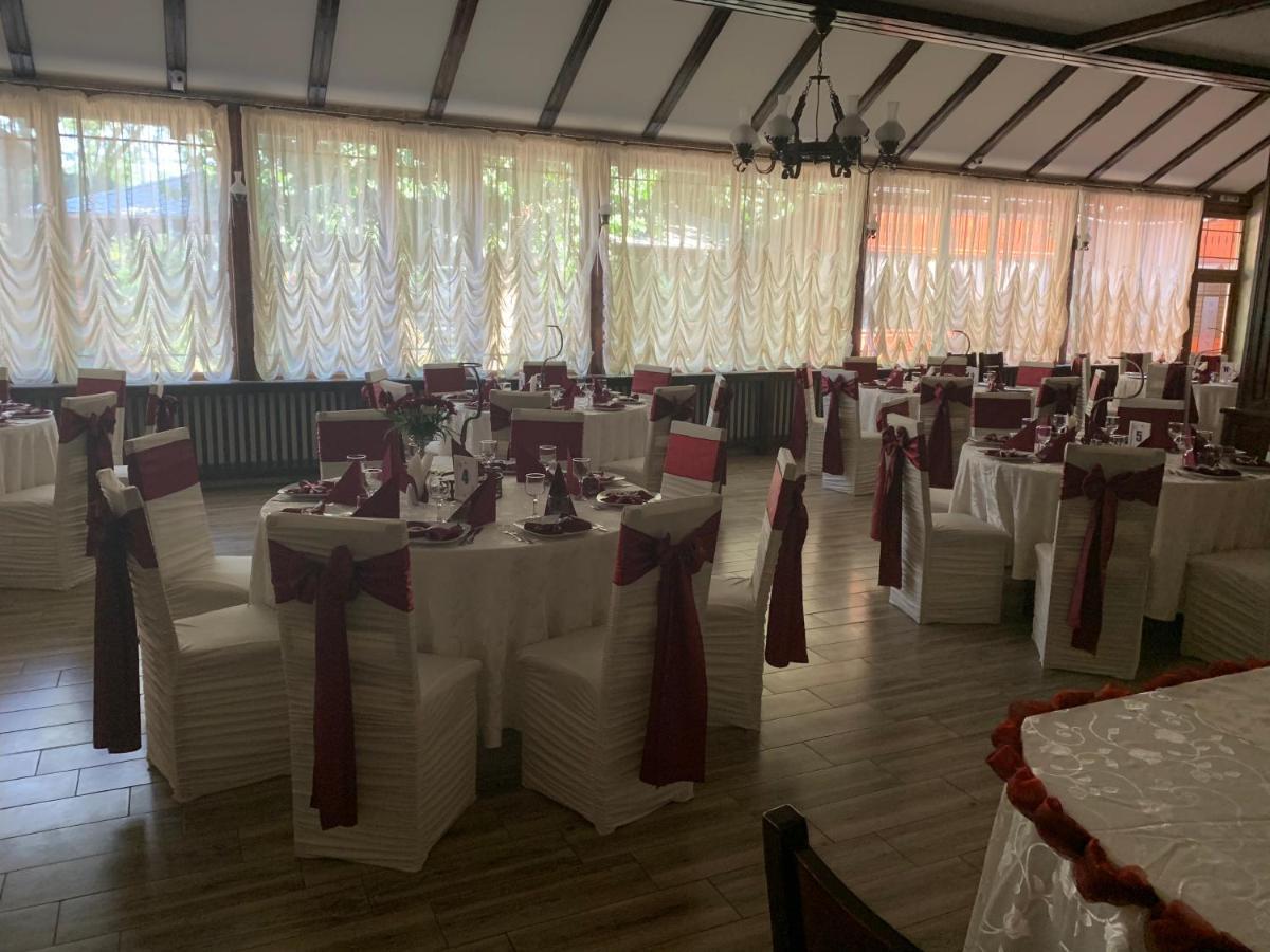 Pensiune Restaurant Rustic Rm Sarat Râmnicu Sărat Kültér fotó
