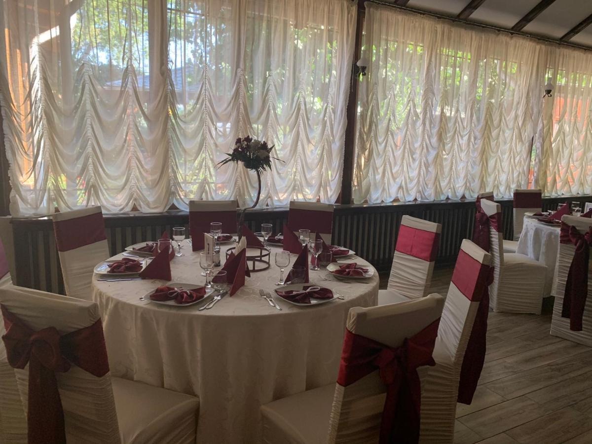 Pensiune Restaurant Rustic Rm Sarat Râmnicu Sărat Kültér fotó
